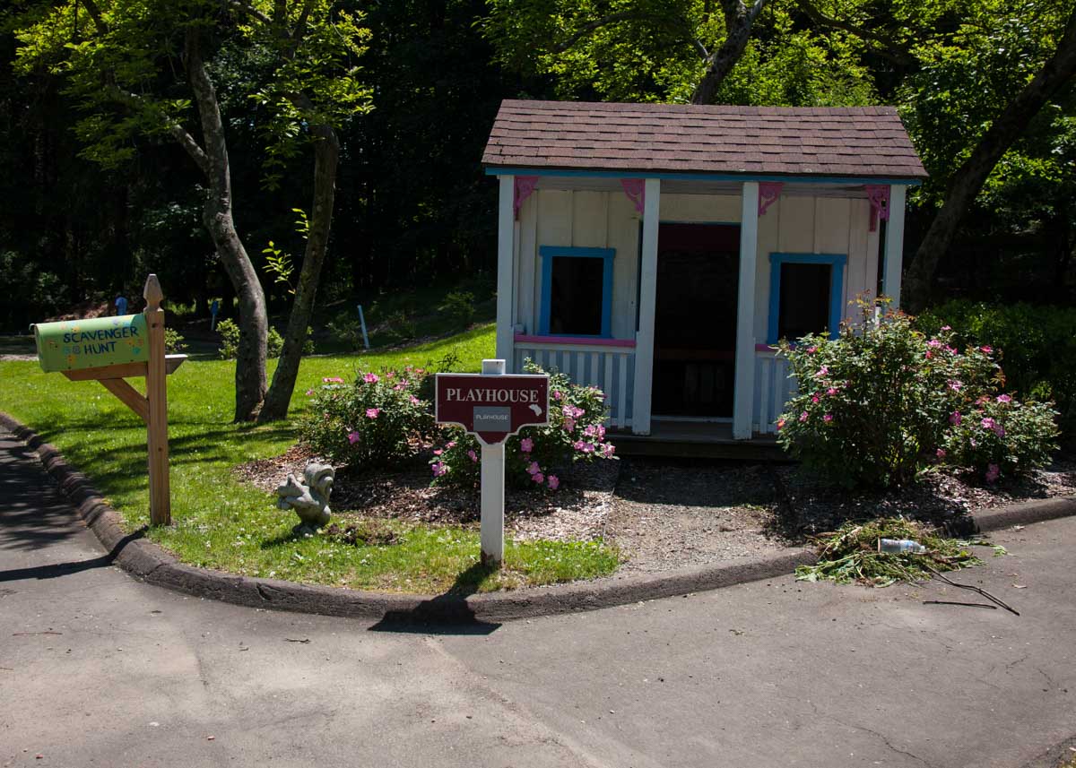 Volunteering at Tarrywile Park Children's Playhouse